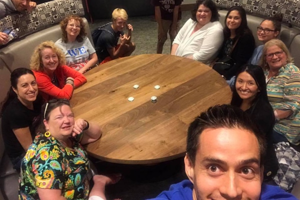 600x400 small group around table