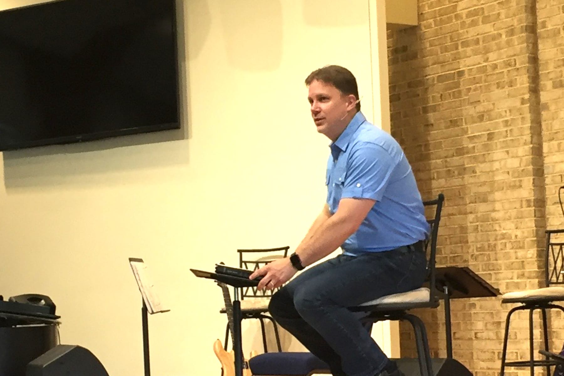 1800x122 david preachingf